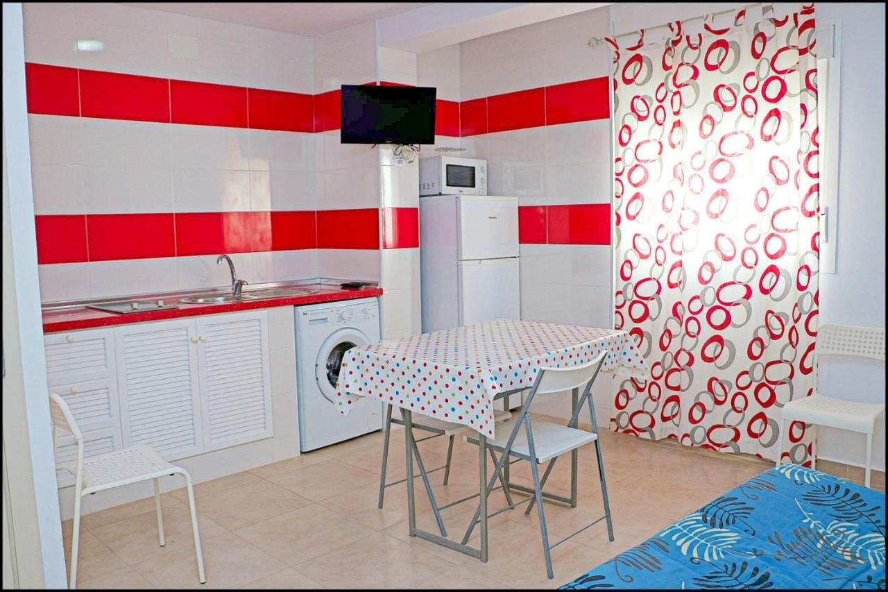 Apartamento Con Wifi En El Centro Conil De La Frontera Exteriör bild