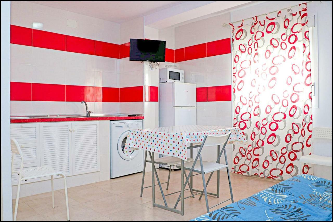 Apartamento Con Wifi En El Centro Conil De La Frontera Exteriör bild